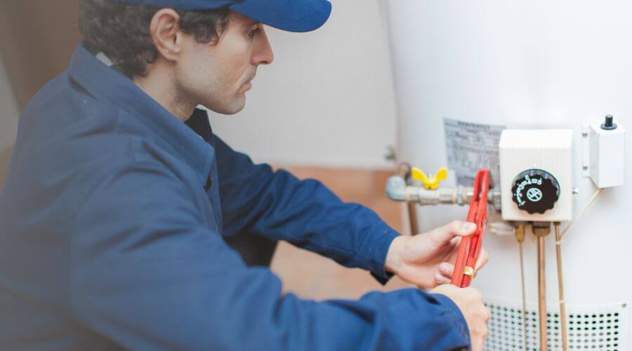 Professional Tankless Water Heater Installation in Janesville, IA